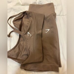 Gymshark seamless taupe set, strappy bra & biker shorts, excellent condition.